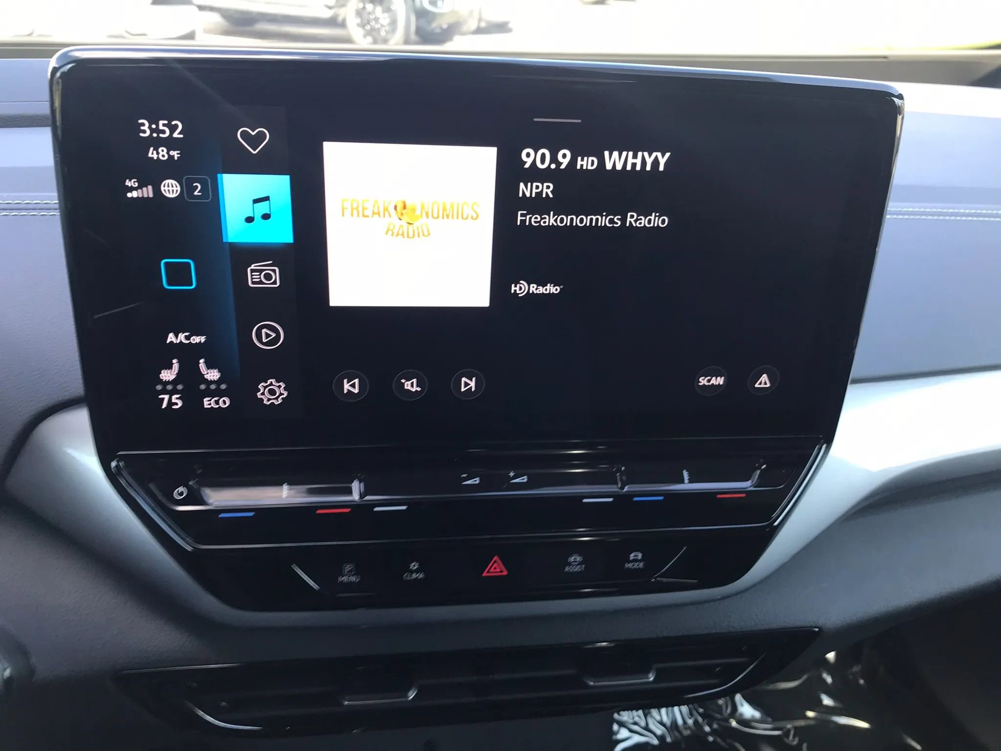 Used 2023 Volkswagen ID.4 Pro S image 19