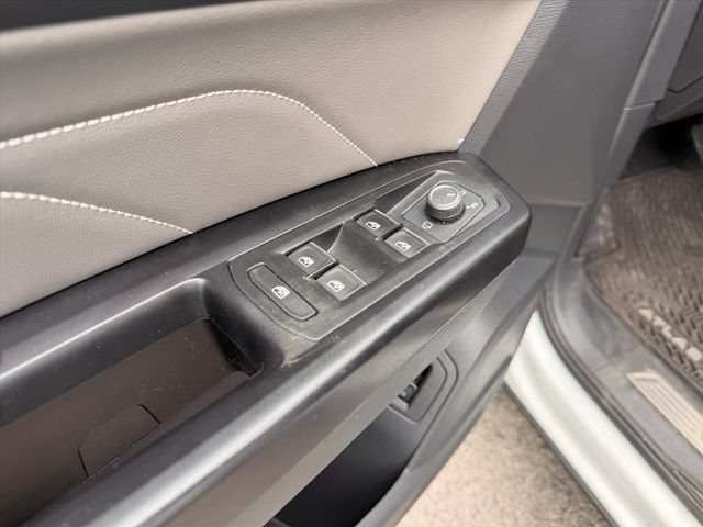 Used 2021 Volkswagen Atlas Cross Sport SEL Premium AWD/4WD image 14
