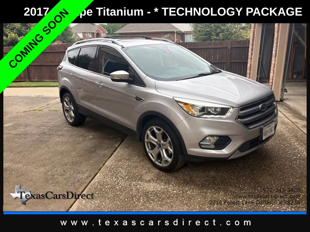 Used 2017 Ford Escape Titanium w/ Equipment Group 301A FWD image 3