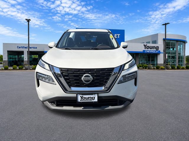 Used 2021 Nissan Rogue SV AWD/4WD image 2