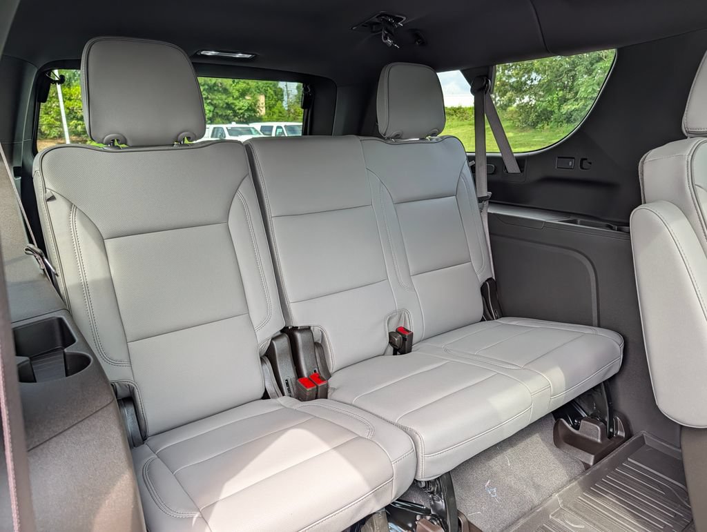 New 2026 GMC Yukon XL Elevation w/ Elevation Premium Package AWD/4WD image 16