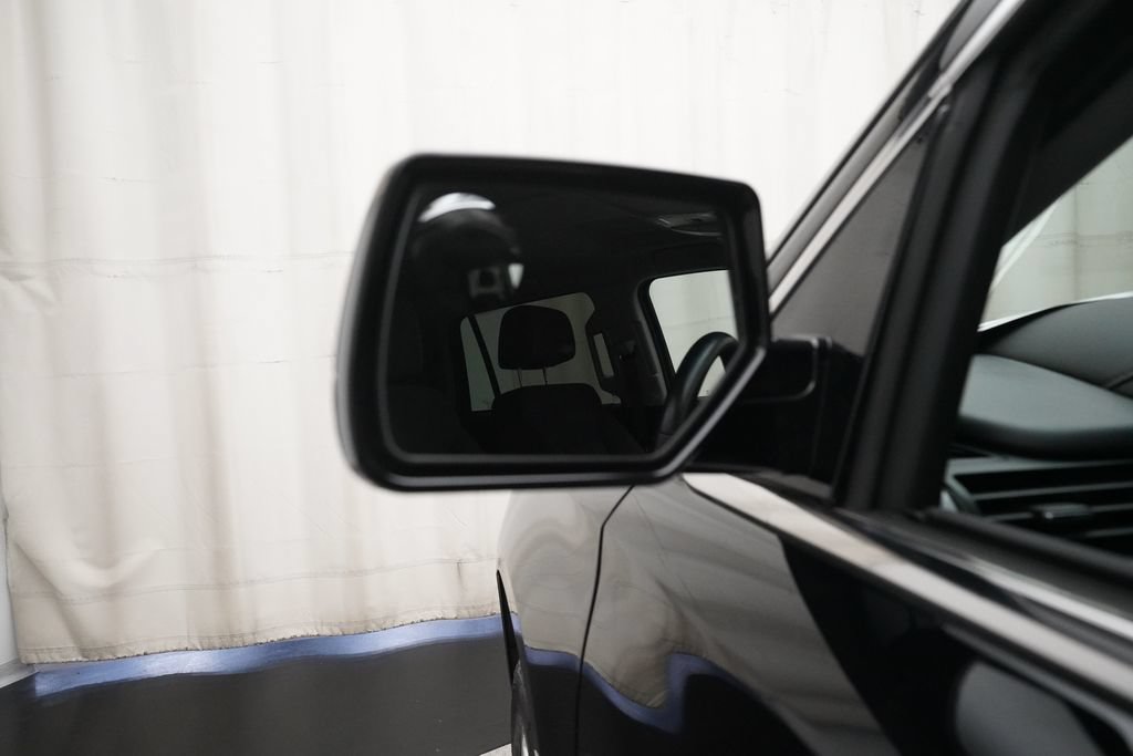Used 2019 GMC Yukon SLE w/ HD Trailering Package AWD/4WD image 24