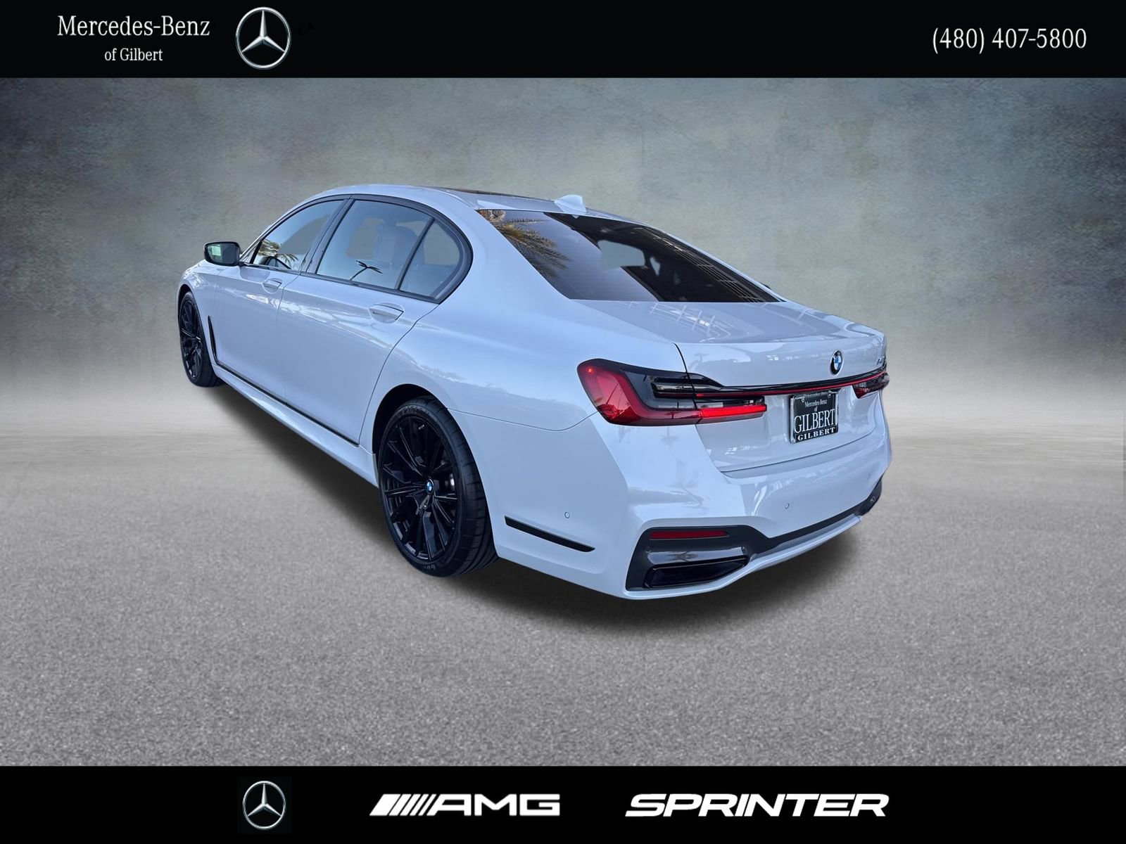 Used 2022 BMW 740i w/ M Sport Package RWD image 4