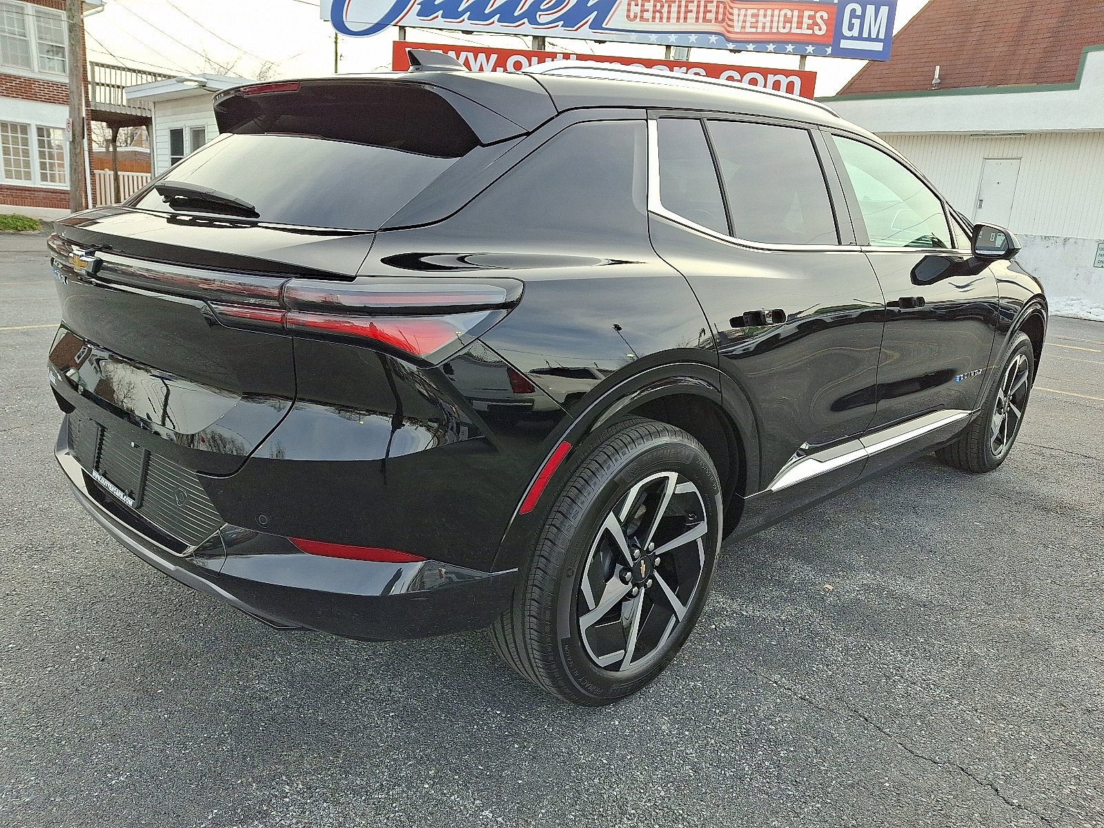 Used 2025 Chevrolet Equinox EV LT w/ Convenience Package image 5