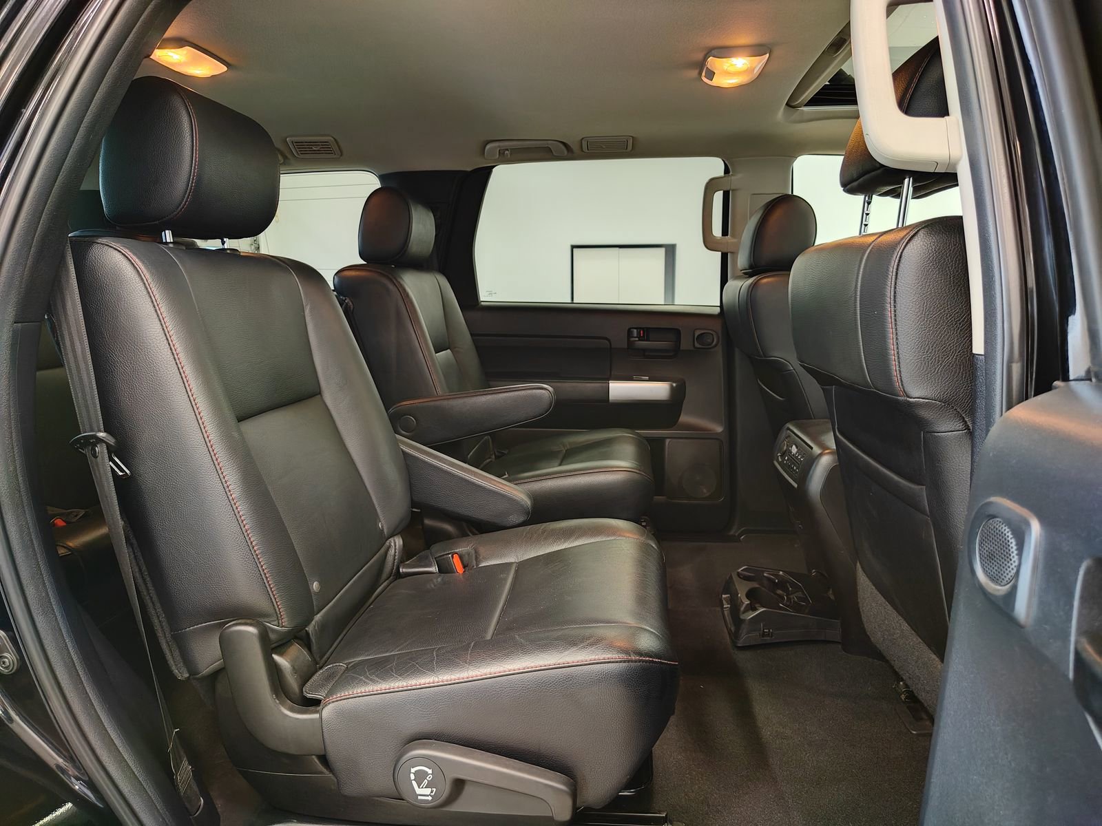 Used 2021 Toyota Sequoia TRD Pro AWD/4WD image 20