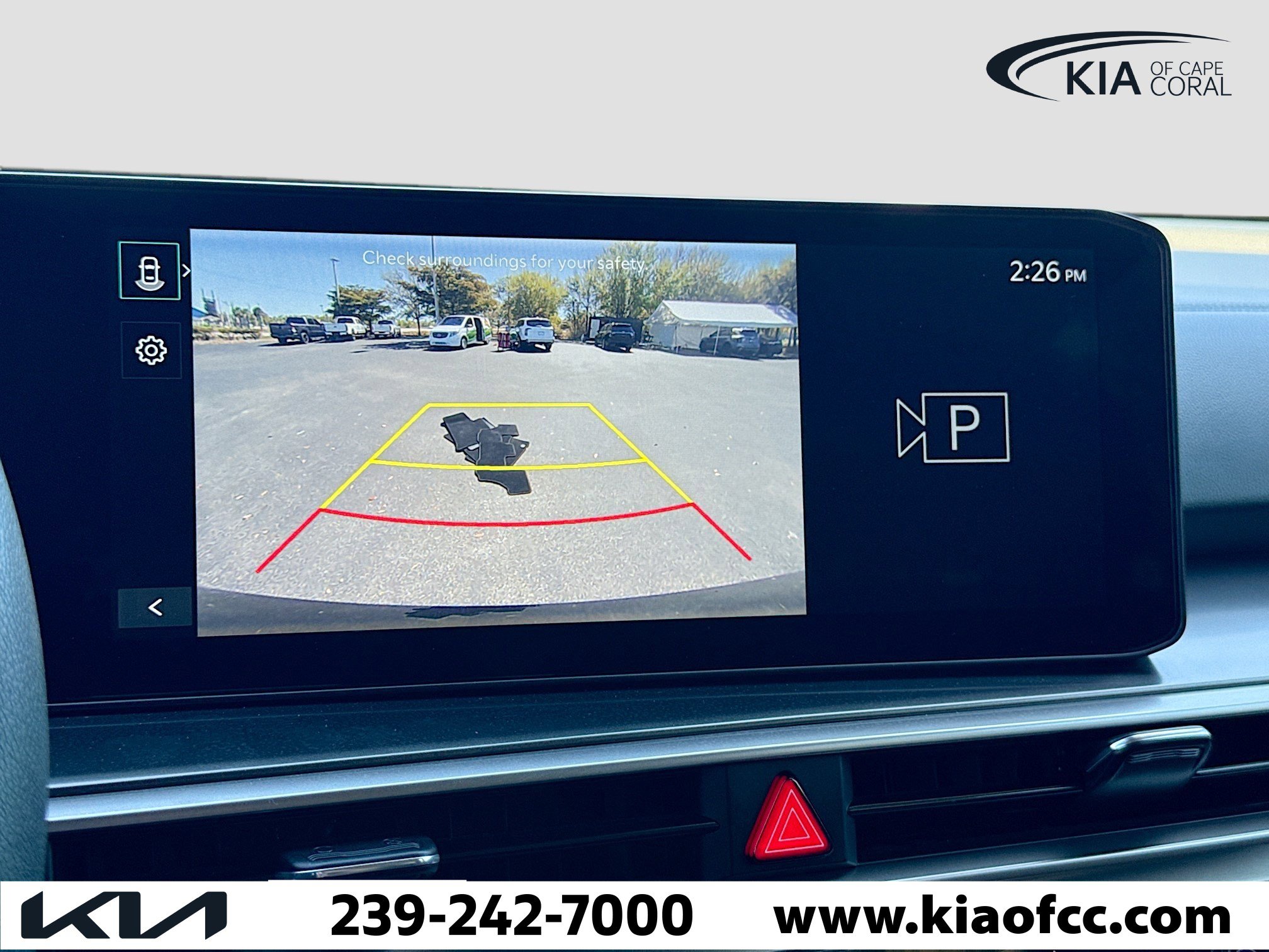 Certified 2025 Kia Sorento LX image 30