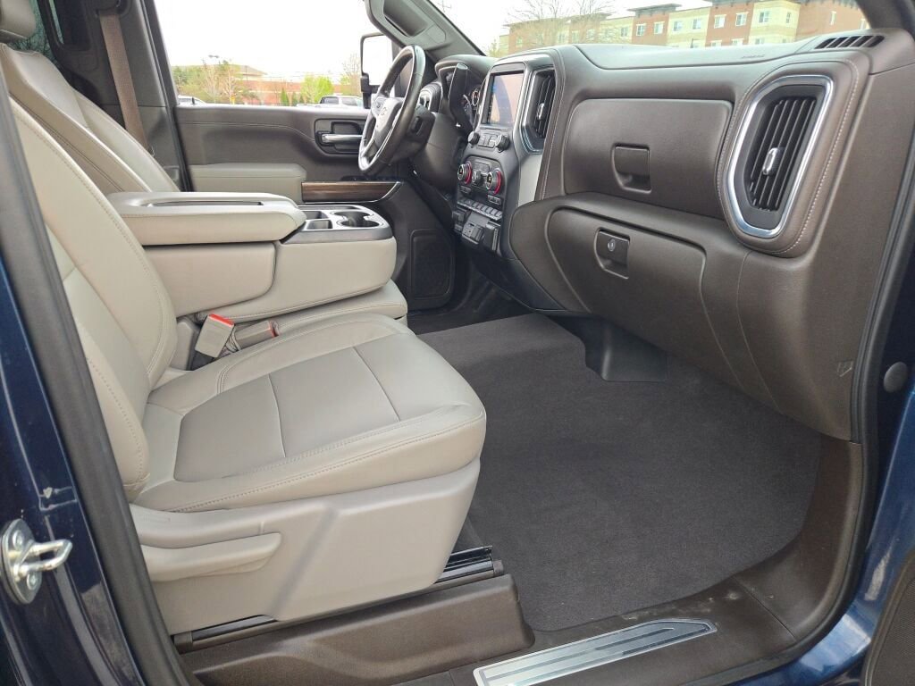 Used 2020 Chevrolet Silverado 2500 LT w/ All Star Edition AWD/4WD image 10