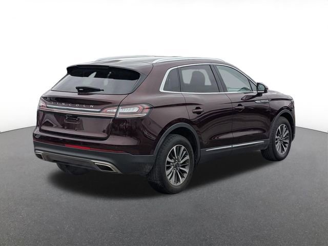 Used 2023 Lincoln Nautilus AWD w/ Premium Package image 3