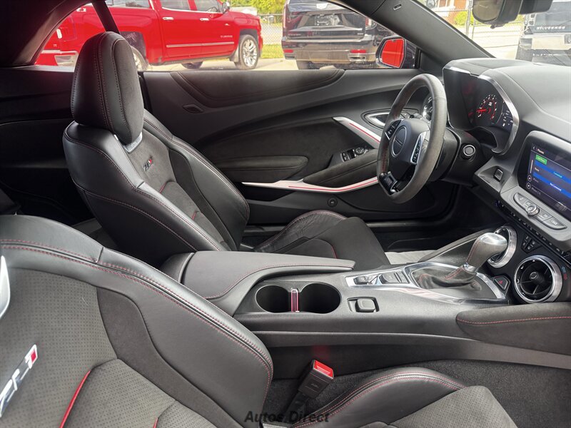 Used 2023 Chevrolet Camaro ZL1 RWD image 39