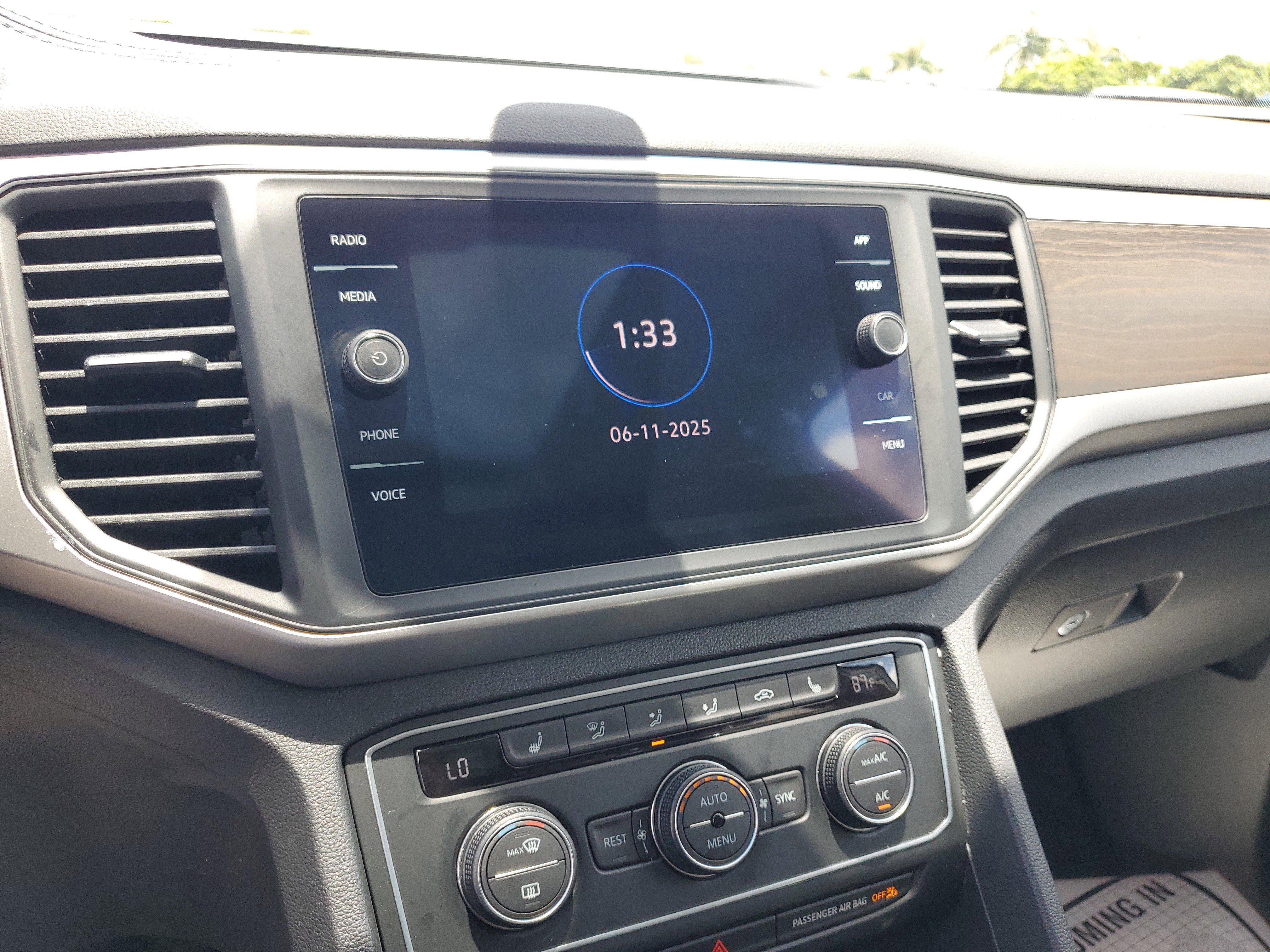 Used 2021 Volkswagen Atlas SE w/ Panoramic Sunroof Package image 20