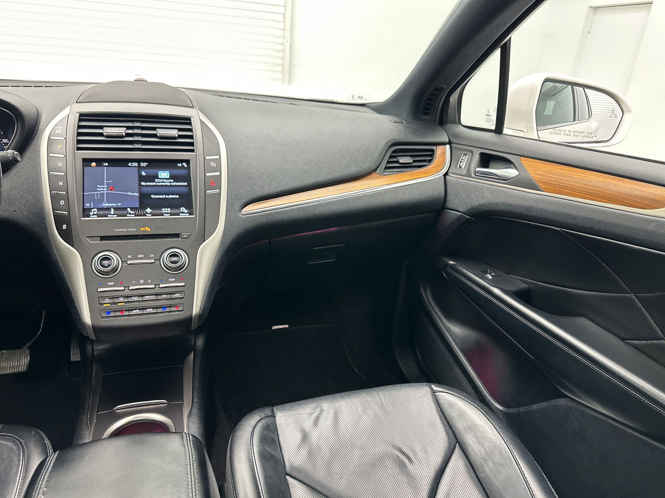 Used 2018 Lincoln MKC Reserve w/ Lincoln MKC Climate Package image 28