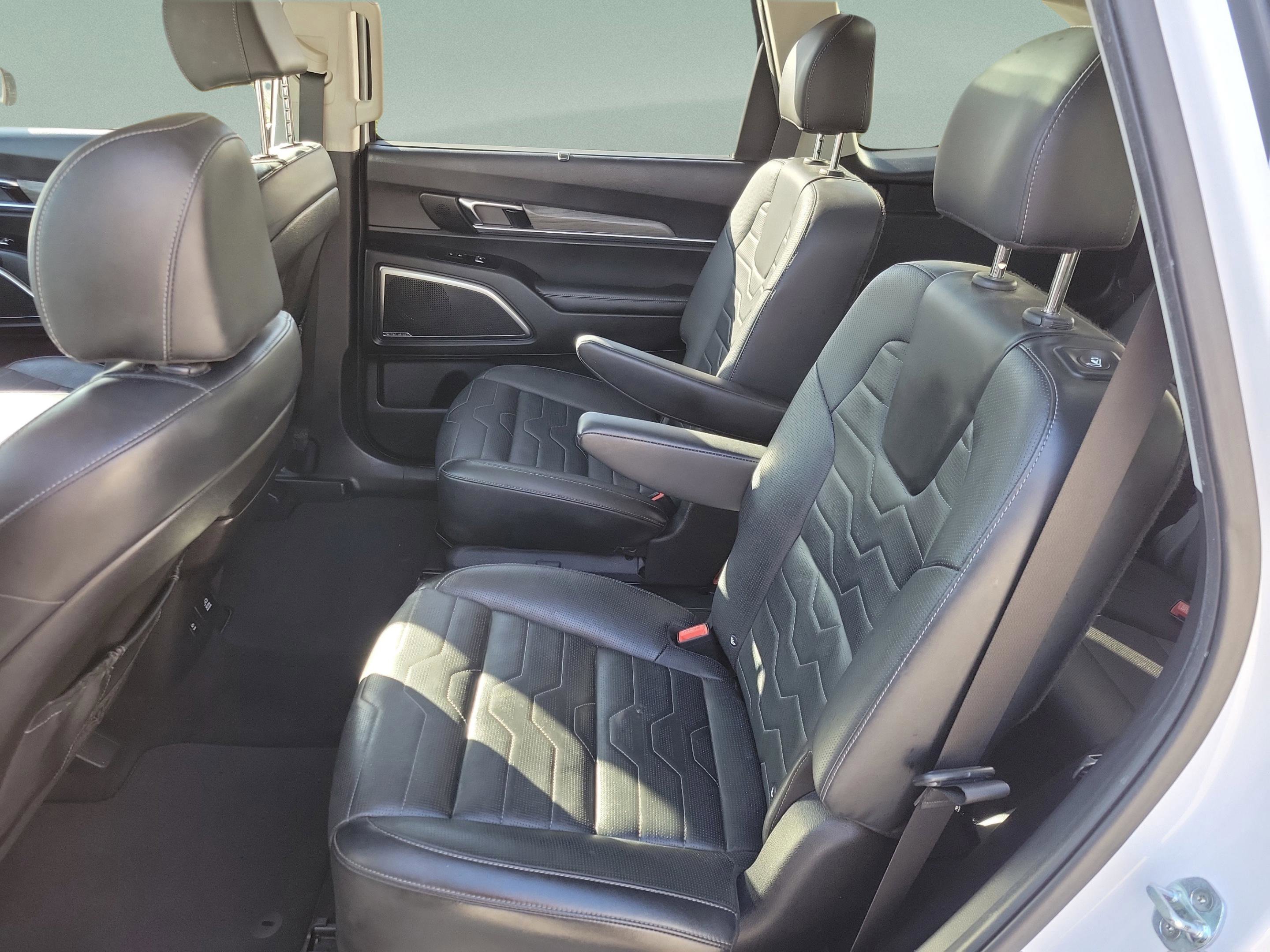 Used 2022 Kia Telluride SX w/ SX Prestige Package AWD/4WD image 10