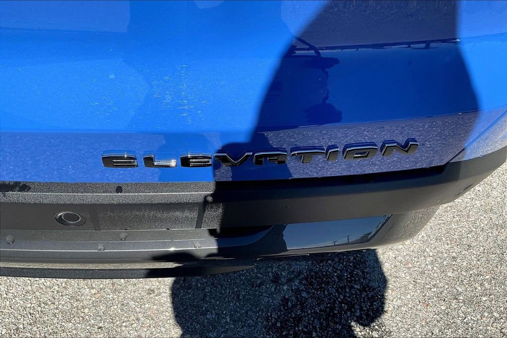 Used 2025 GMC Terrain Elevation image 8