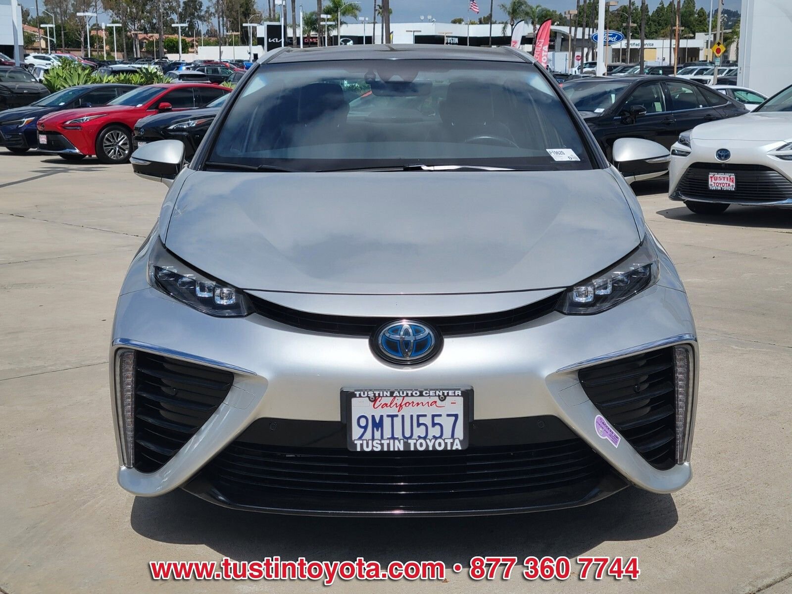 Certified 2019 Toyota Mirai Base image 8