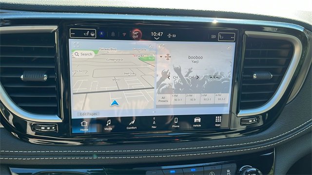 New 2025 Chrysler Pacifica Select image 28