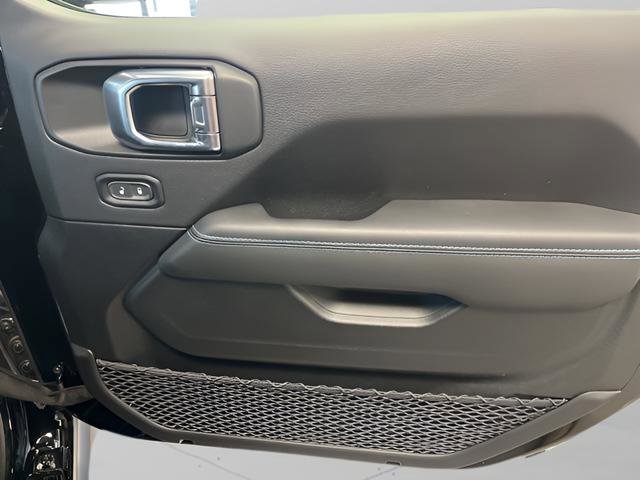 Used 2023 Jeep Wrangler Unlimited Rubicon 4xe w/ Dual Top Group image 23