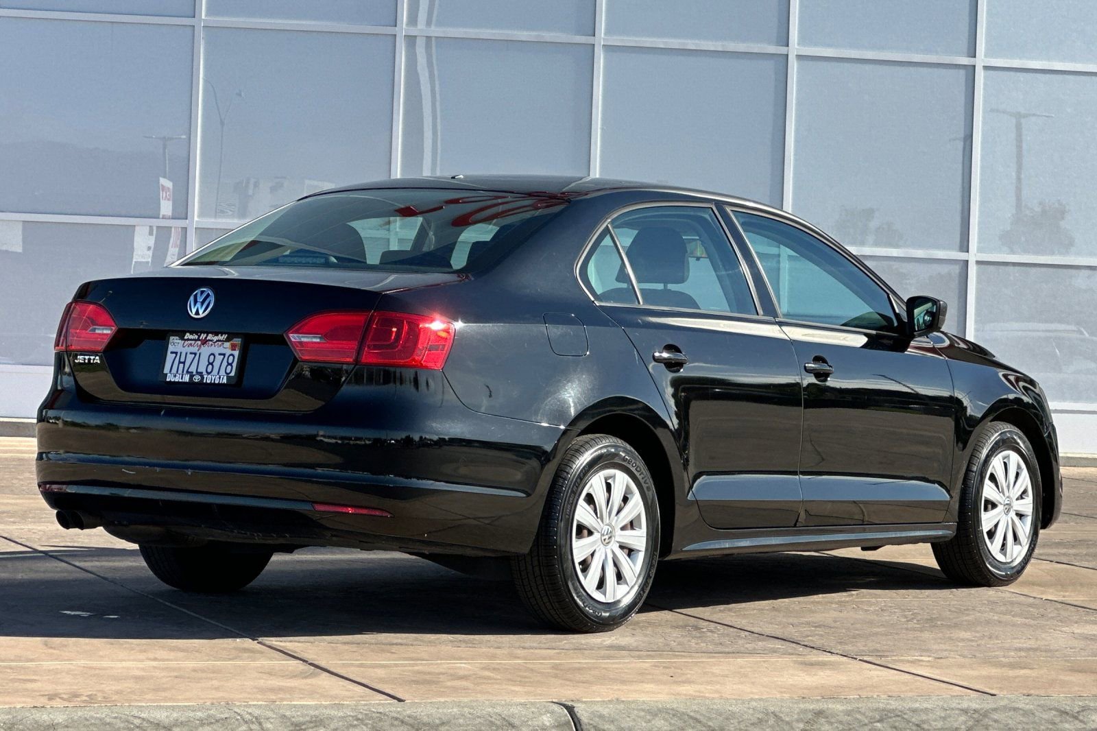Used 2014 Volkswagen Jetta S image 4