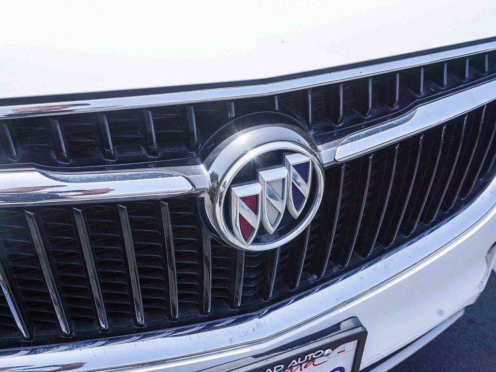 Used 2020 Buick Enclave Essence w/ Sound and Sites Package FWD image 11