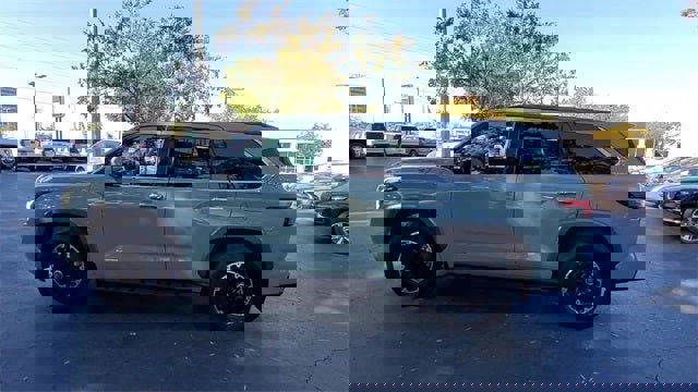 Used 2023 Toyota Sequoia Limited image 39