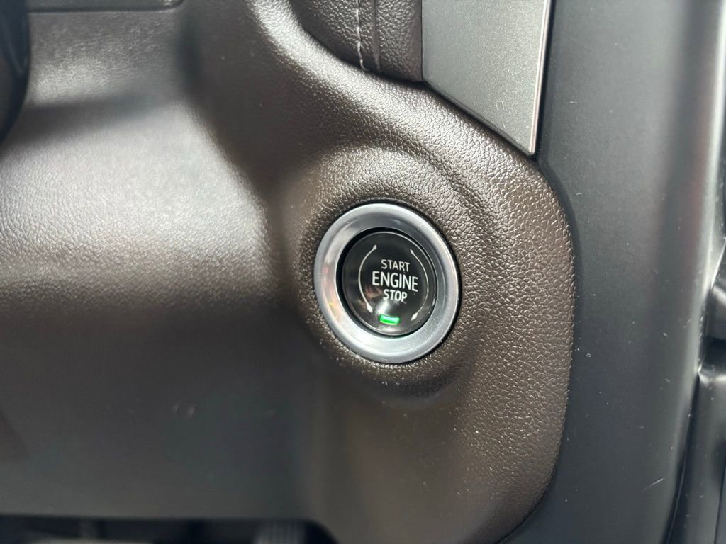 Used 2021 Chevrolet Silverado 1500 LT w/ Bed Protection Package image 27