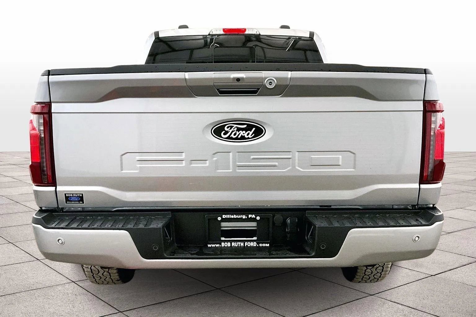 New 2025 Ford F150 XLT w/ Equipment Group 302A MID image 4