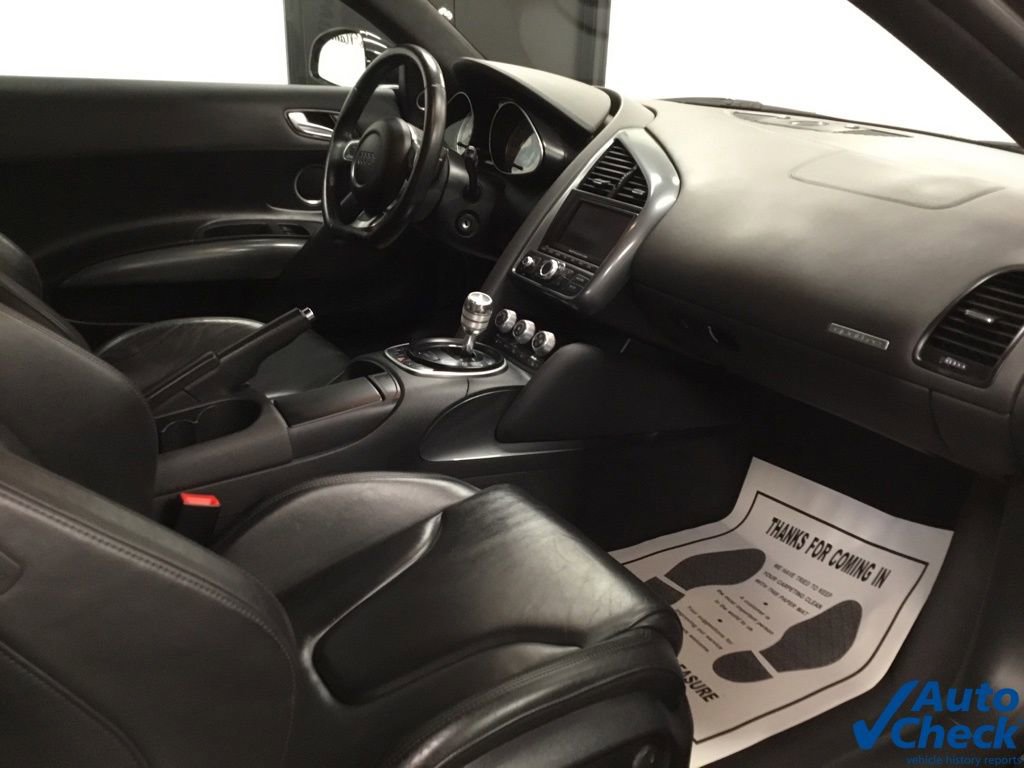 Used 2008 Audi R8 V8 image 17