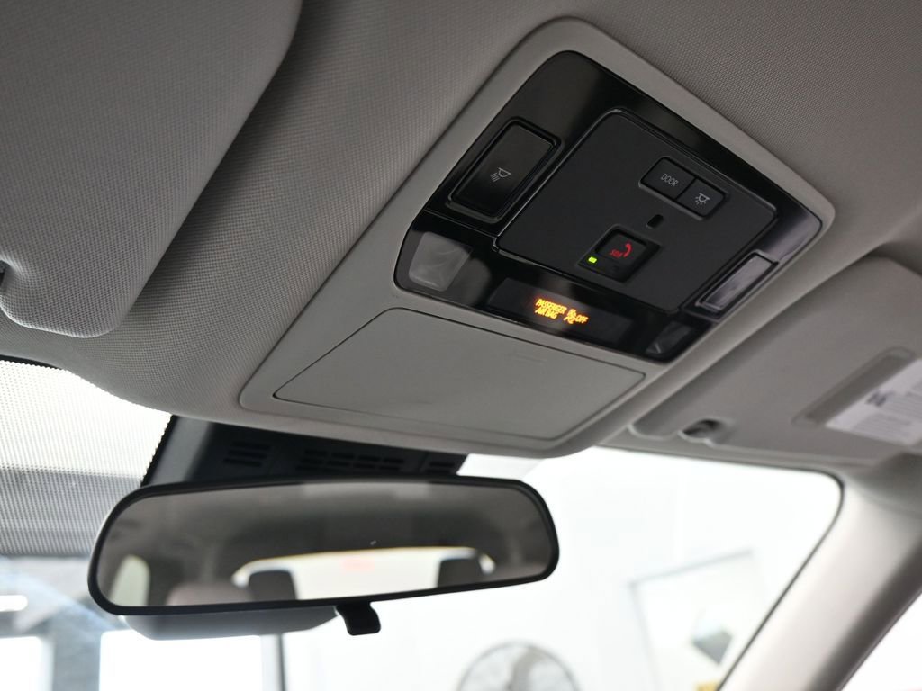 Used 2025 Toyota Grand Highlander FWD image 24