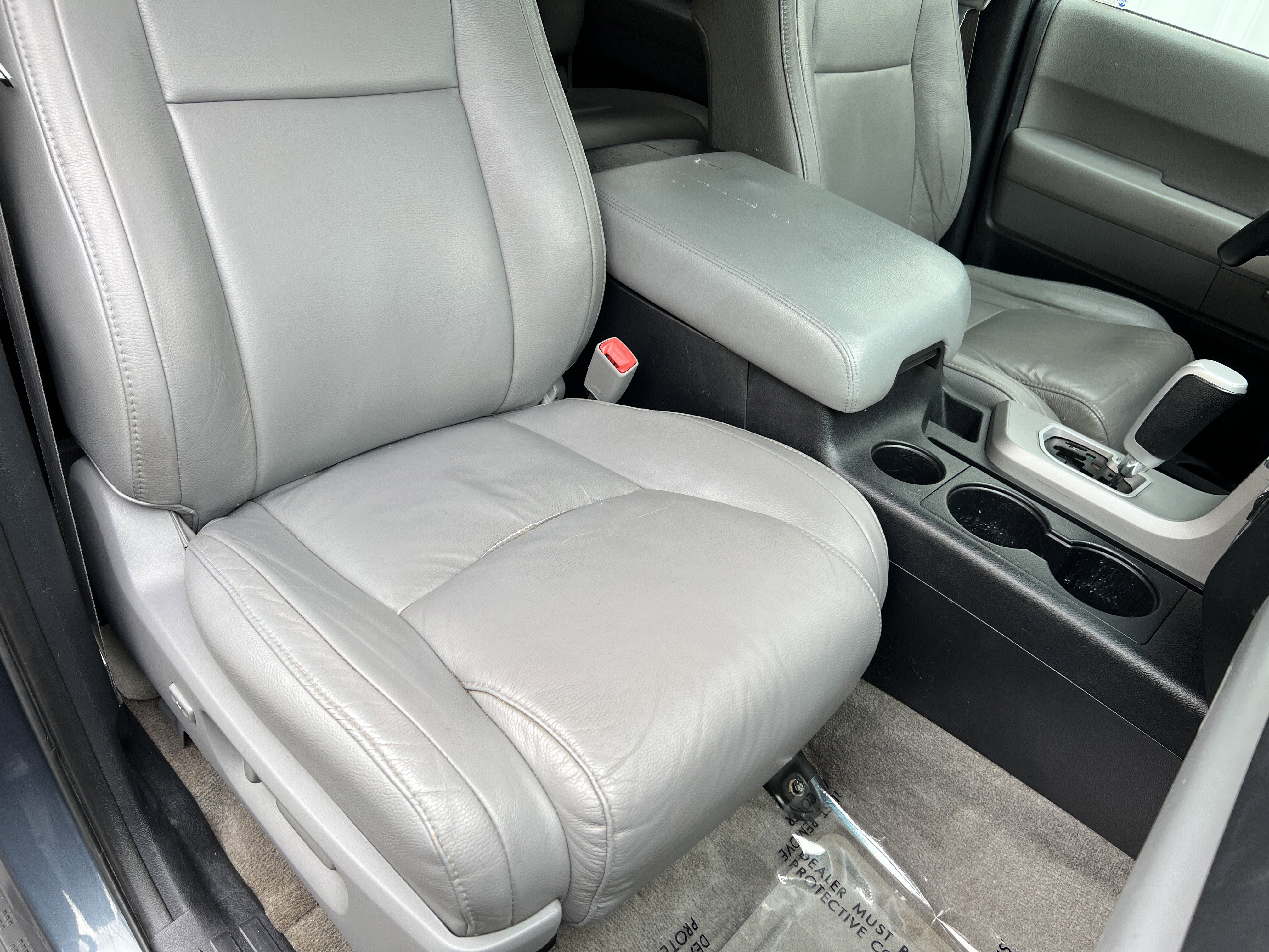 Used 2008 Toyota Sequoia Limited AWD/4WD image 25