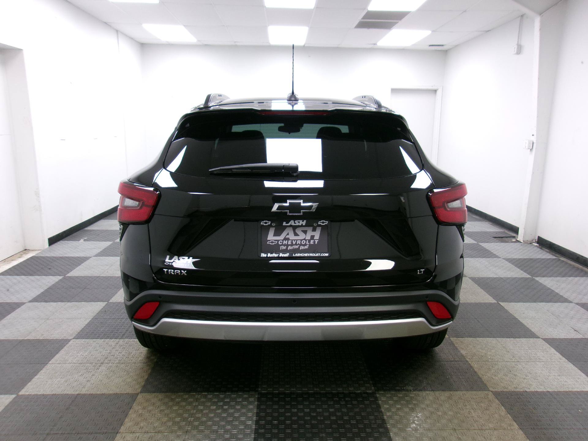 New 2026 Chevrolet Trax LT w/ Driver Confidence Package FWD image 12