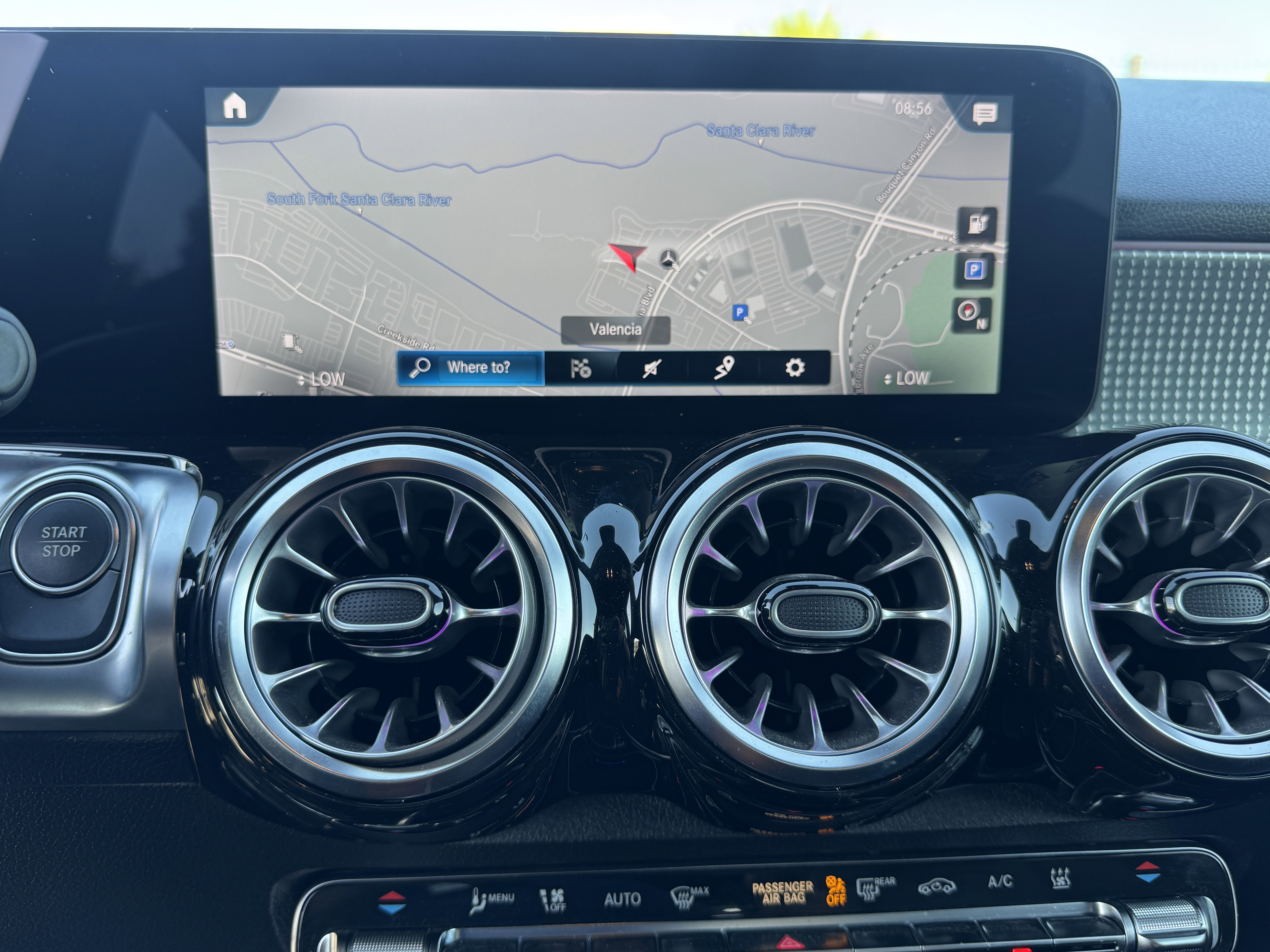 Certified 2023 Mercedes-Benz EQB 300 4MATIC image 28