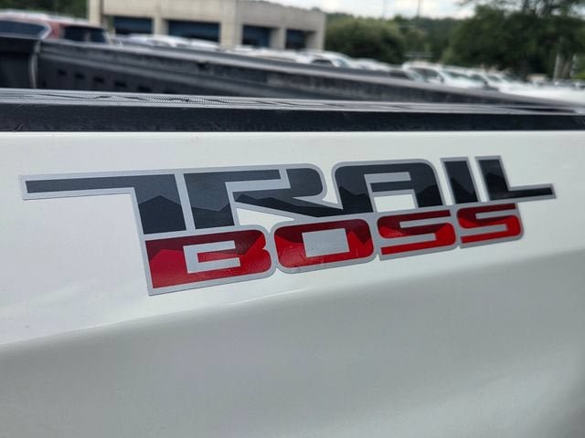 Used 2024 Chevrolet Silverado 1500 LT Trail Boss w/ Protection Package AWD/4WD image 14