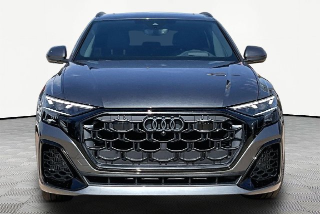 Used 2026 Audi Q8 Prestige w/ Prestige Package AWD/4WD image 3