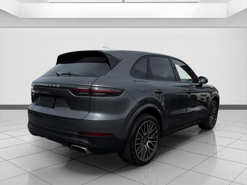 Used 2021 Porsche Cayenne image 9