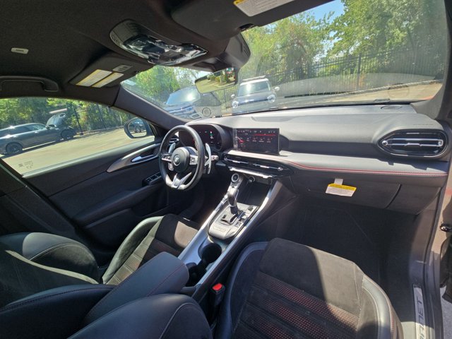 Used 2024 Dodge Hornet R/T w/ Track Pack AWD/4WD image 21