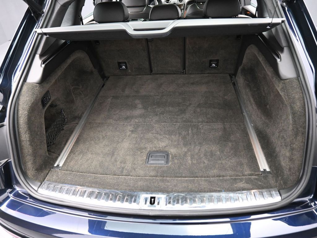 Certified 2020 Bentley Bentayga image 33