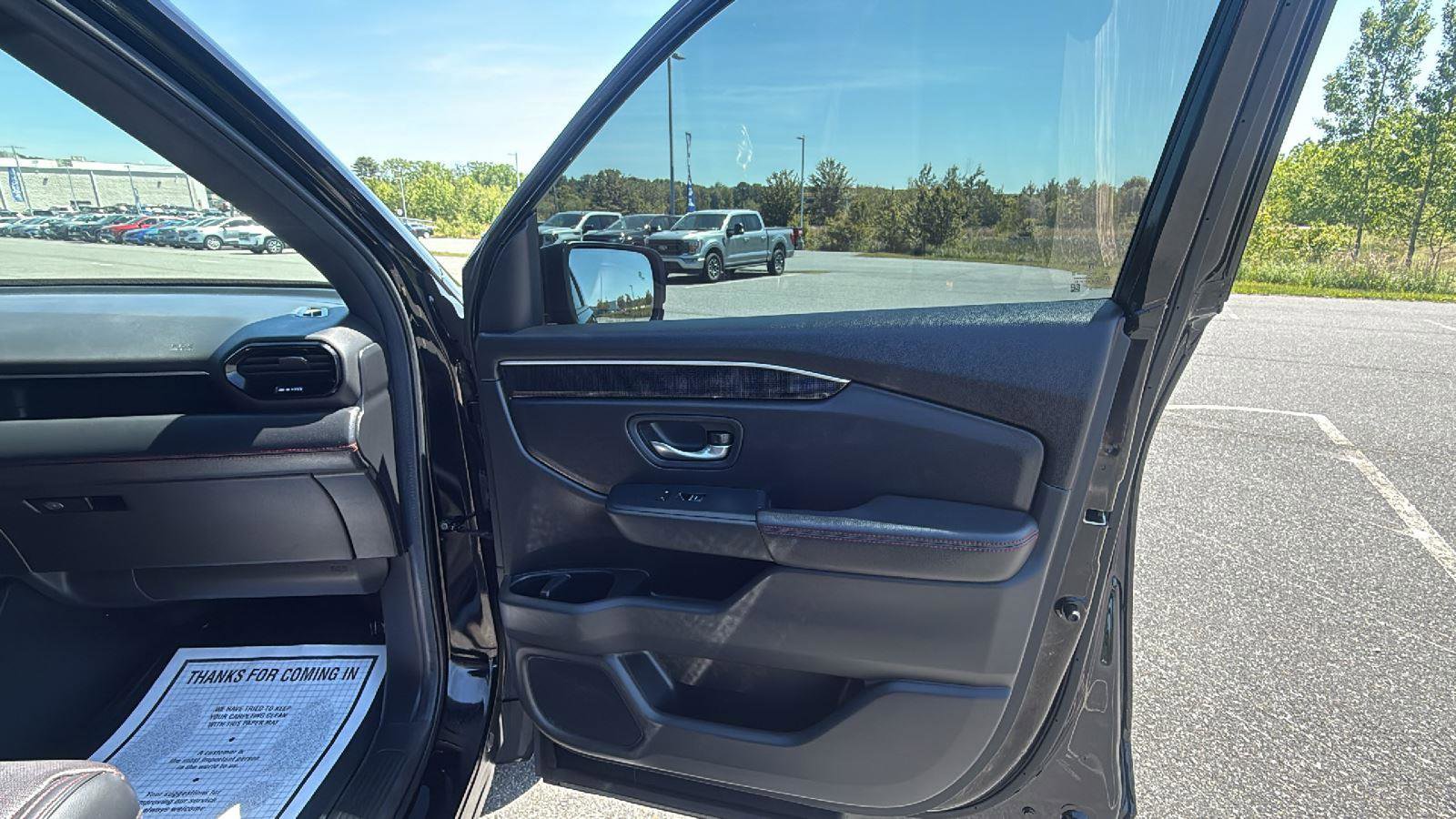Certified 2025 Honda Pilot Black Edition image 16