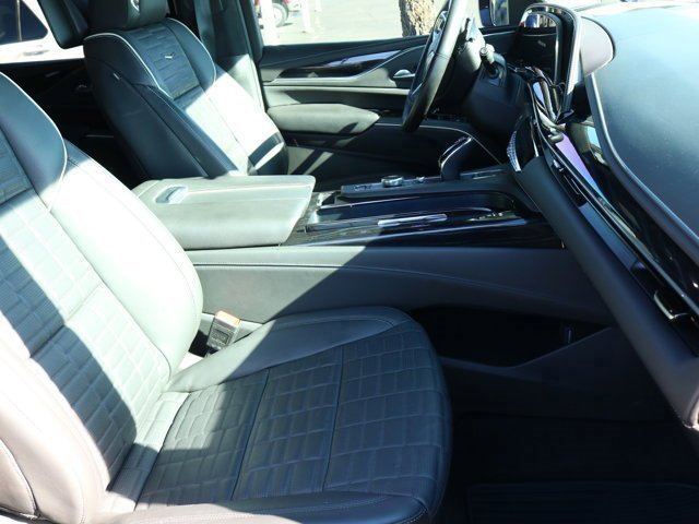 Used 2024 Cadillac Escalade ESV V w/ Heavy-Duty Trailer Package image 7