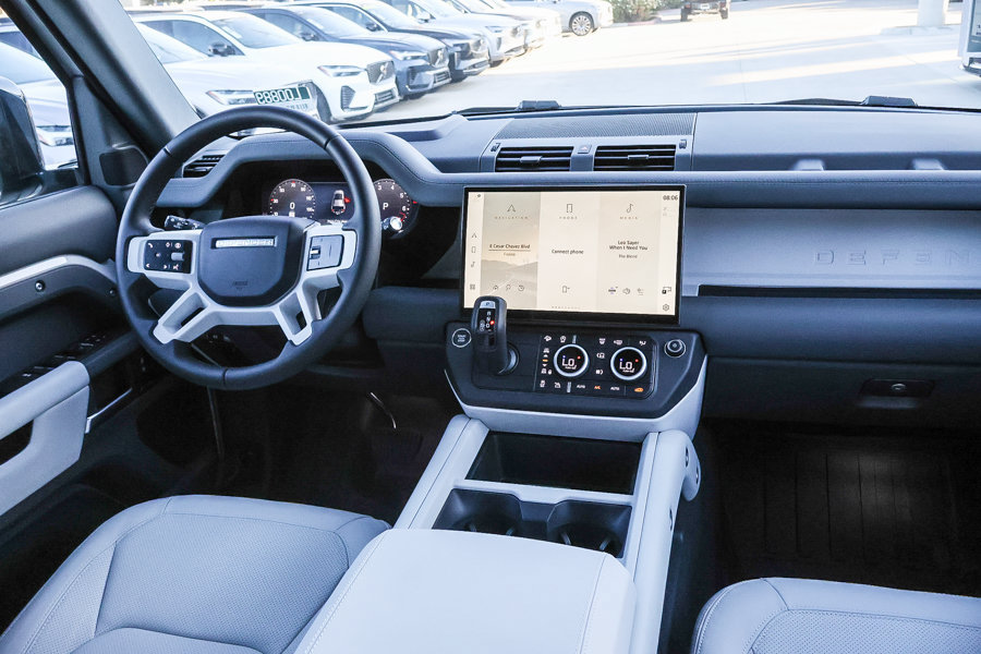 New 2026 Land Rover Defender 110 S AWD/4WD image 20