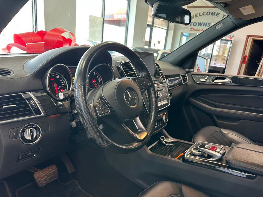 Used 2017 Mercedes-Benz GLS 450 4MATIC image 22