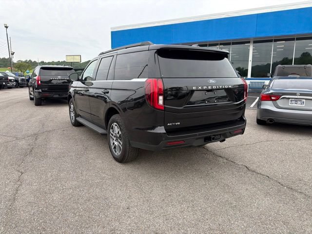 Used 2025 Ford Expedition Active AWD/4WD image 19