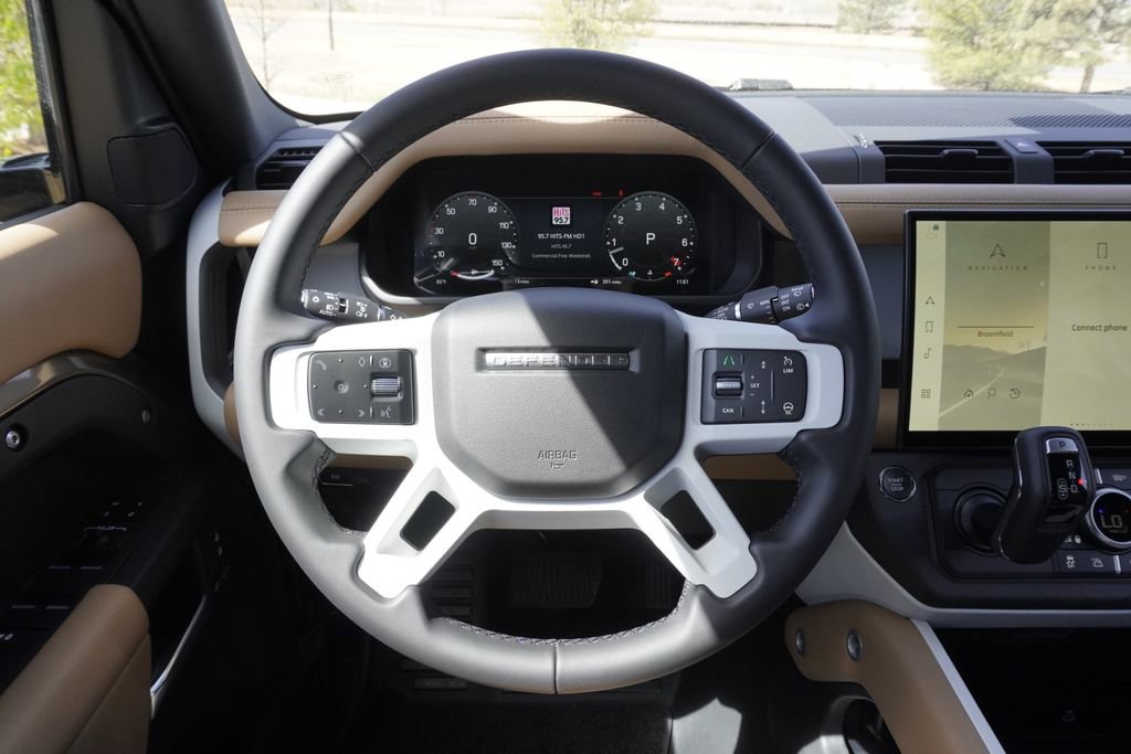 New 2026 Land Rover Defender 110 X-Dynamic SE AWD/4WD image 10