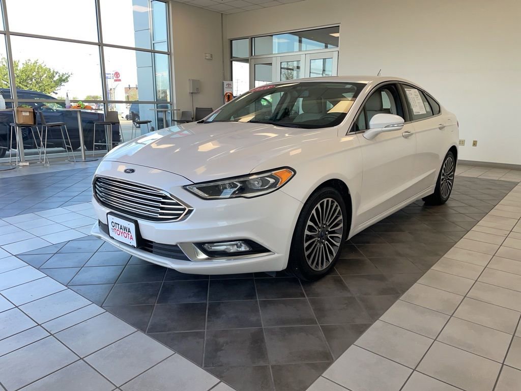 Used 2018 Ford Fusion Titanium AWD/4WD image 2