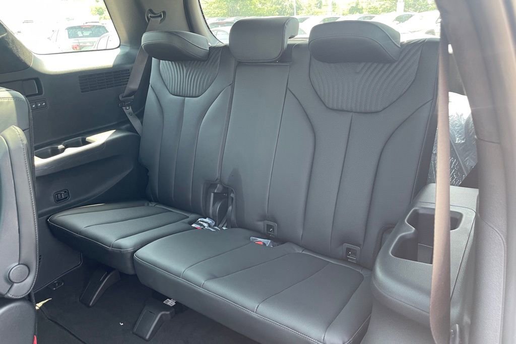 Used 2024 Hyundai Palisade Calligraphy image 31