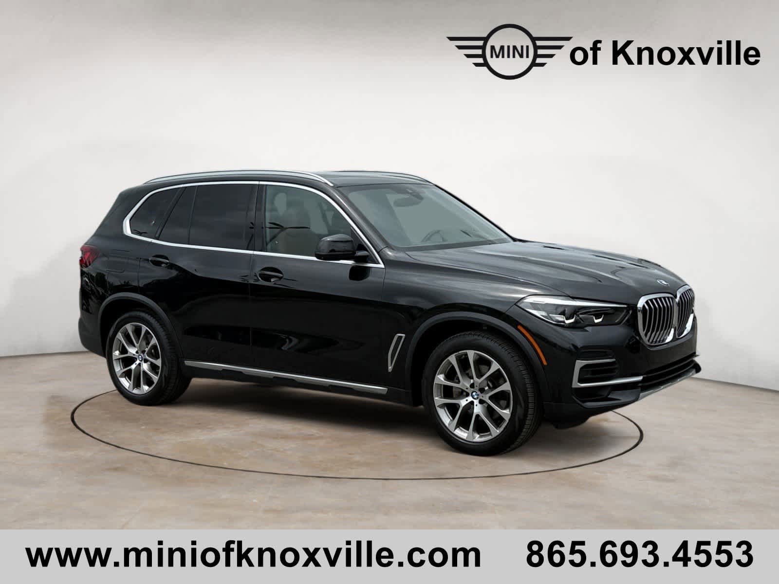 Used 2022 BMW X5 xDrive40i w/ Premium Package AWD/4WD image 1