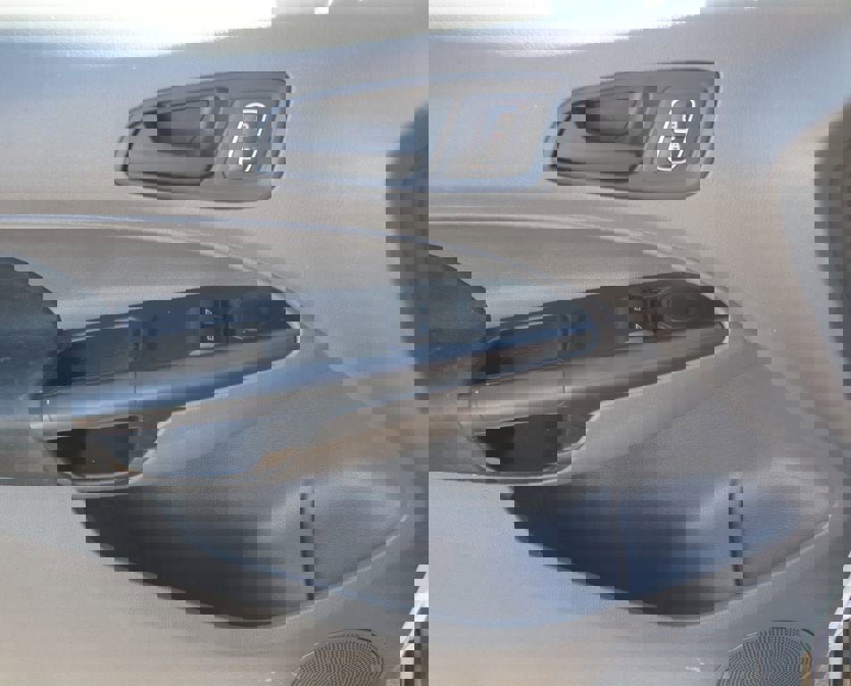 Used 2021 Ford Transit Connect XL image 24