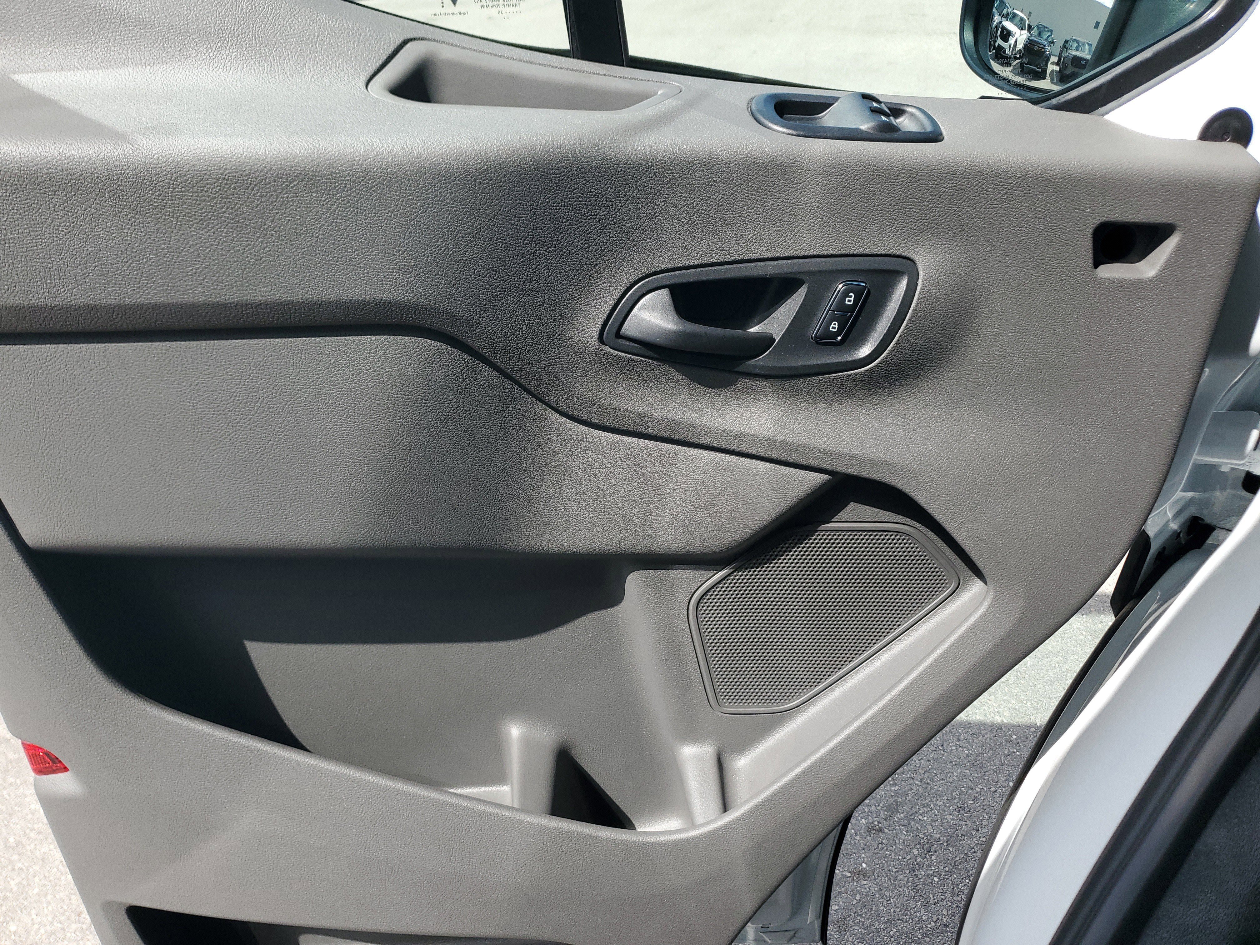 Used 2025 Ford Transit 350 XL image 25