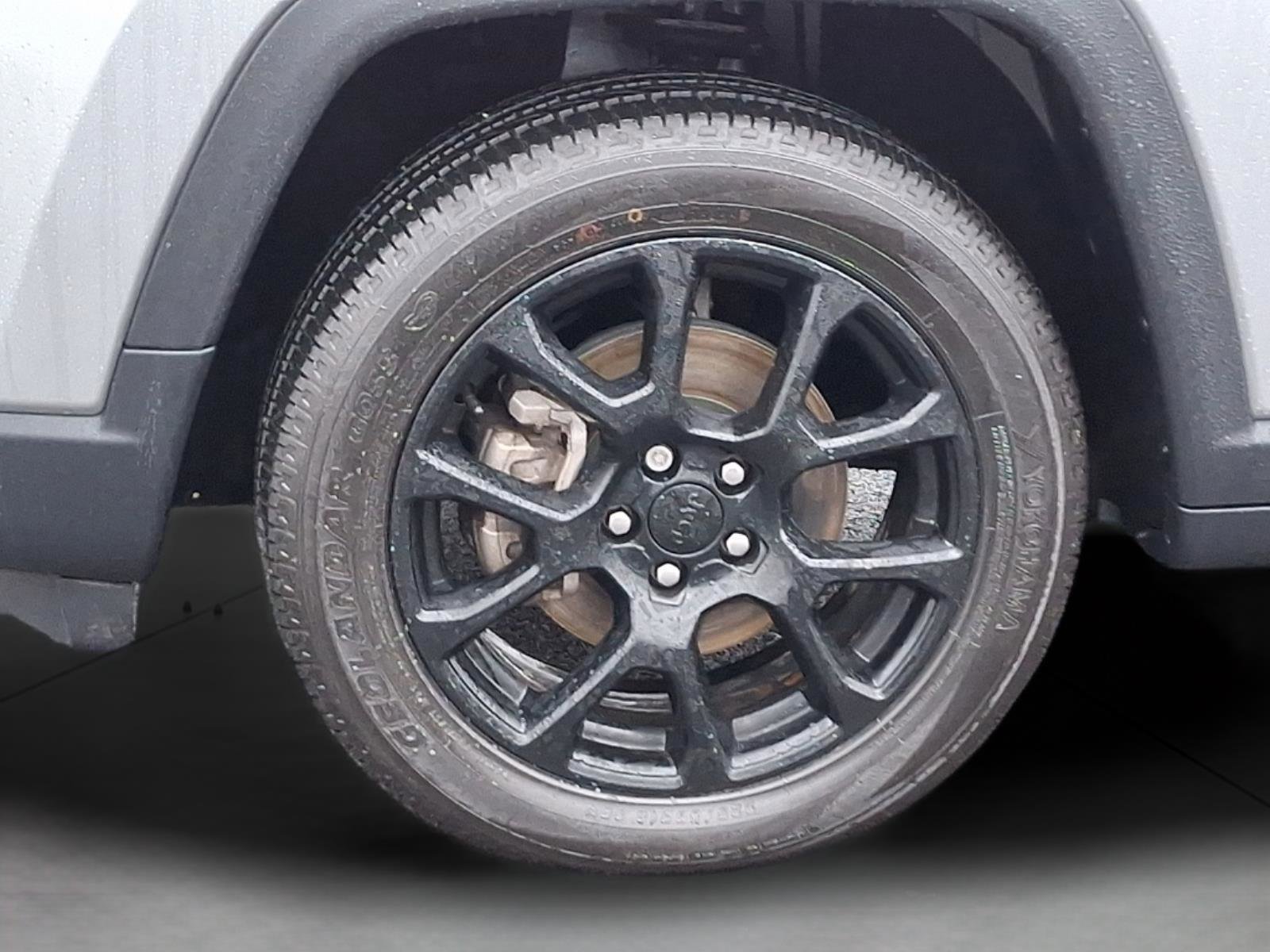 Used 2022 Jeep Compass Latitude AWD/4WD image 11