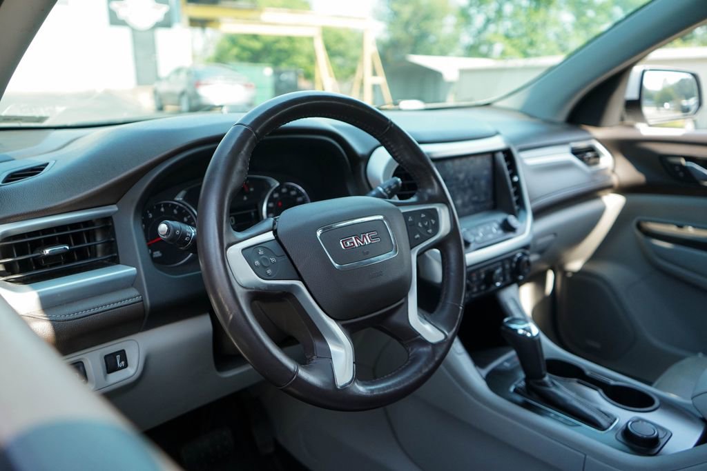 Used 2018 GMC Acadia SLT FWD image 7