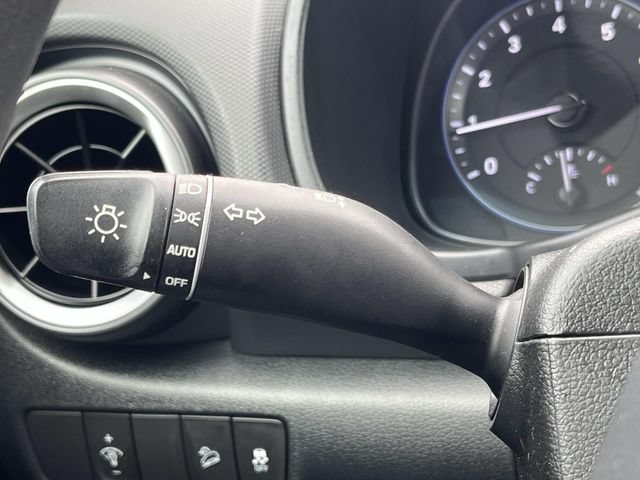 Certified 2023 Hyundai Kona SEL AWD/4WD image 28