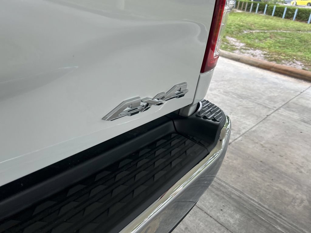 Used 2023 RAM 2500 Big Horn w/ Level 1 Equipment Group AWD/4WD image 21